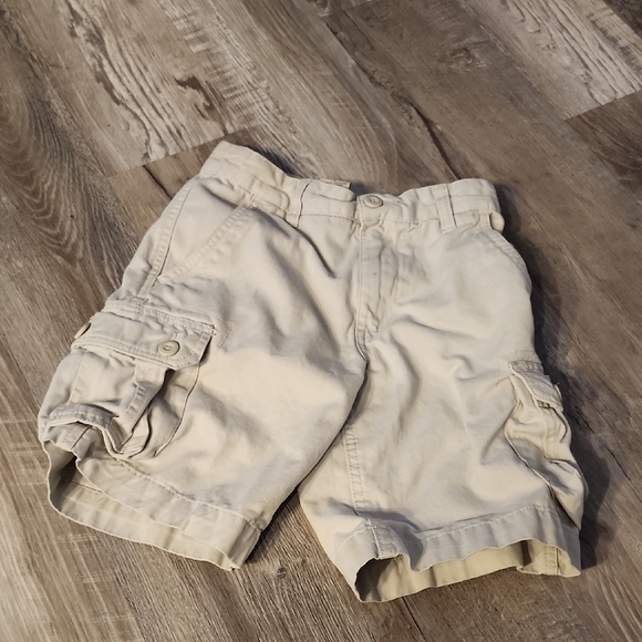 Faded Glory Cream Casual Shorts with Elastic Waistband - Picture 1 of 6